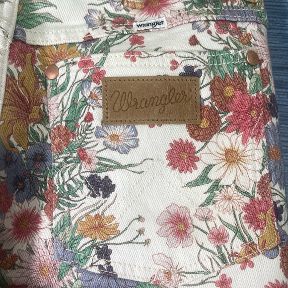 Free People Wrangler Westward Floral Bootcut jeans - Picture 6 of 8